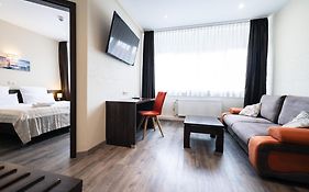 Home Hotel